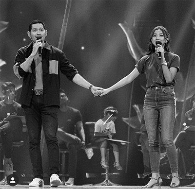Didoakan Berjodoh, Ini Potret Kemesraan Evan Sanders dan Glenca Chysara