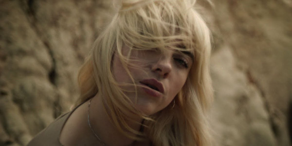 Makna Lagu Terbaru Billie Eilish 'Your Power', Tercekik Hubungan Berbahaya