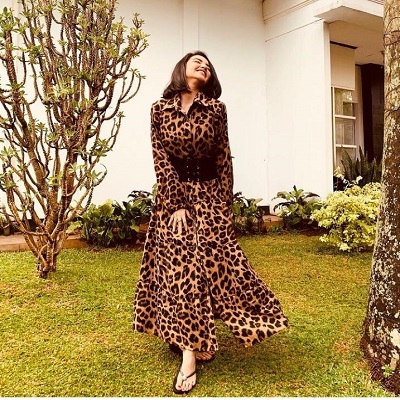 Tips Padu Padan Busana Animal Print ala Tsania Marwa