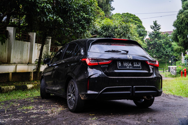 Menjawab Komplain Warganet Terhadap Honda City Hatchback RS