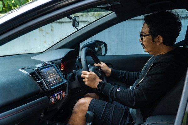 Menjawab Komplain Warganet Terhadap Honda City Hatchback RS
