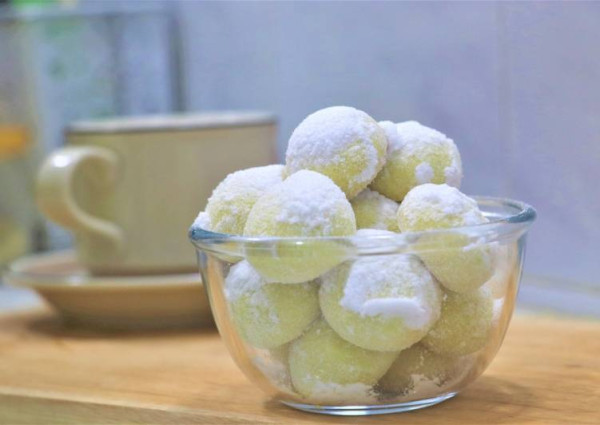 Aneka Resep Putri Salju, Kue yang Wajib Ada di Hari Lebaran