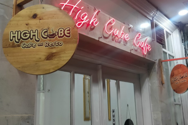 Tempat Nongkrong dengan Sajian Makanan yang Sehat