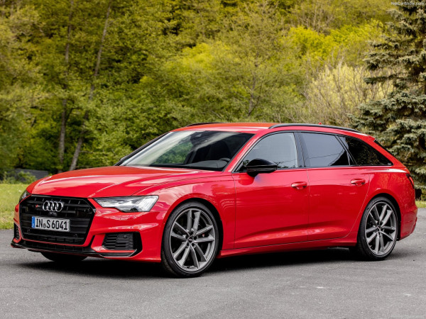 Nekat, YouTuber Prancis Ubah Mobil Mewah Audi S6 Jadi Cybertank