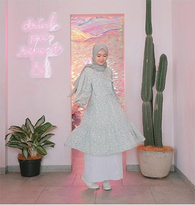 Cantik di Hari Lebaran, Contek Inspirasi Gaya Hijab Pastel Ini