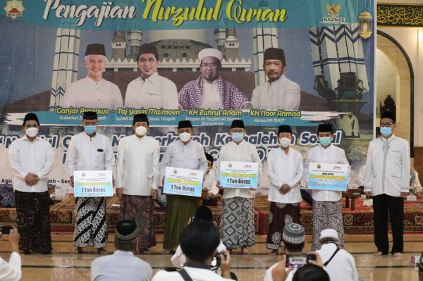 Pemprov Jateng Memberi Bantuan untuk Bidang Keagamaan