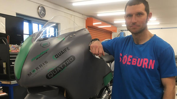 Pembalap Inggris Siap Pecahkan Rekor Kecepatan 480 KPJ dengan Suzuki Hayabusa Lama
