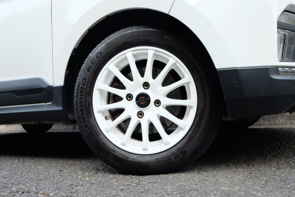 Lebaran Ingin Ganti Velg Mobil? Pahami Istilah Offset dan PCD
