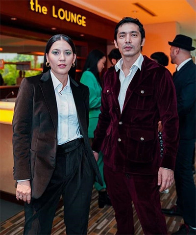 Rupa-Rupa Penampilan Abimana Aryasatya dalam Balutan Jas, Super Stylish!
