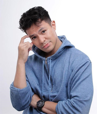 Simpel Banget! Begini Personal Style Fero Walandouw, 'Suami' Cita Citata