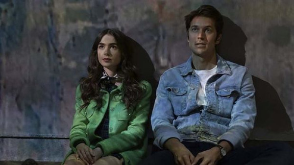 'Emily in Paris 2' Mulai Syuting, Kreator Janjikan Dua Hal untuk Season Baru
