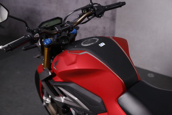 5 Fitur Baru CB150R Streetfire 2021, Motor Naked Bergaya Big Bike!