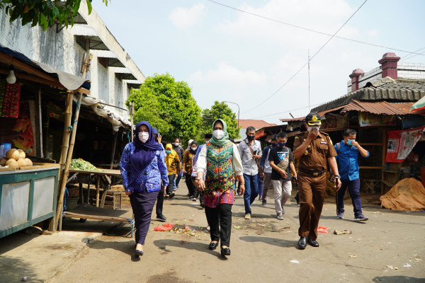 Ning Ita Sidak Prokes dan Stabilitas Komoditas Pangan Jelang Lebaran