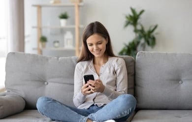 8 Cara Menolak Ajakan Ketemuan saat Kamu Enggan Bertemu