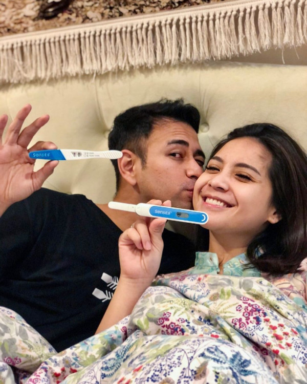 Selain Aurel Hermansyah, 5 Artis Ini Juga Hamil di Bulan Ramadhan
