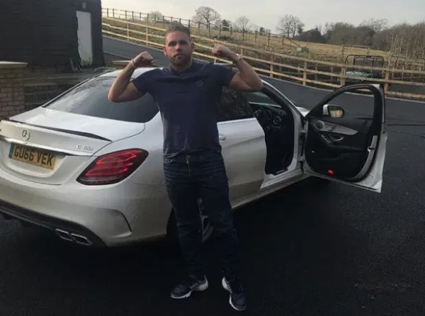 Intip Koleksi Mobil Mewah Petinju Inggris Billy Joe Saunders