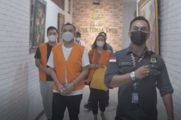 Ini Sosok Kacab Cantik Bank Mega yang Bobol Deposito Nasabah Rp62 Miliar