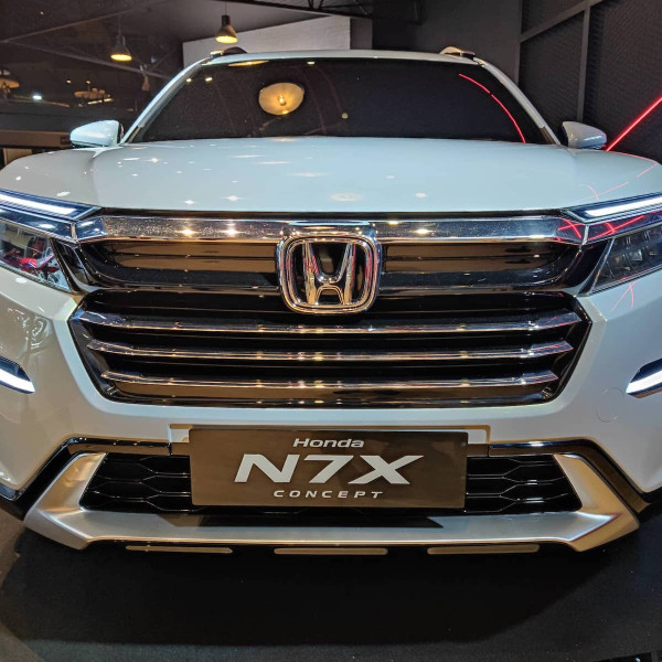 Libur Lebaran Nggak Mudik, Silakan Ngopi, Lihat Mobil Konsep, dan Balap Virtual di Honda Dreams Cafe