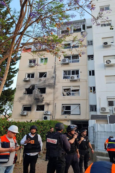 Ibu Kotanya Dirudal, Israel Balas Membom 130 Target di Gaza