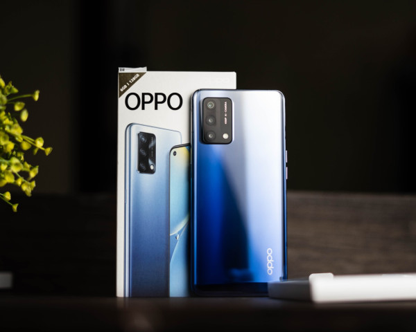 Unboxing OPPO A74, Rp3,5 Juta dengan Desain Cantik dan Fingerprint di Layar