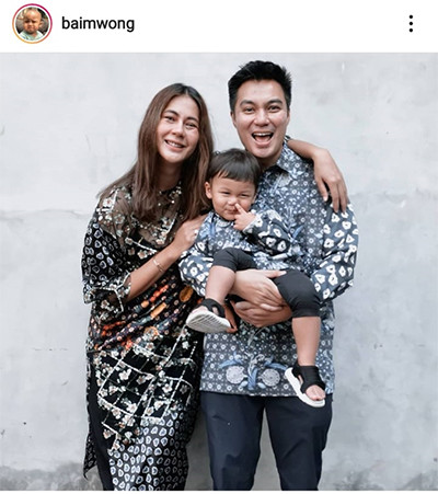 Raffi Ahmad hingga Baim Wong, Keluarga Artis Ini Kompak Ber-OOTD Lebaran dengan Baju Seragam