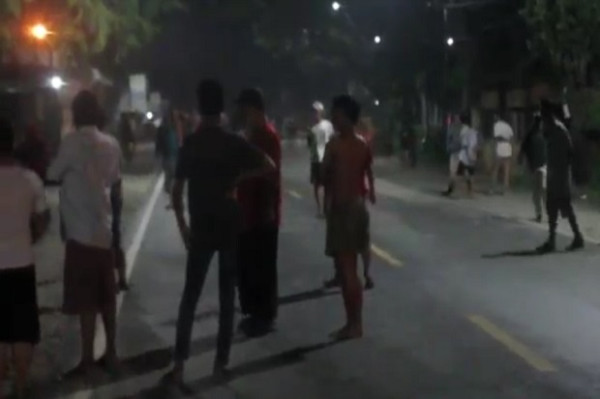 Medan Labuhan Mencekam, Malam Lebaran Ratusan Pemuda Terlibat Tawuran dan Perang Batu