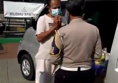 Hari Kedua Lebaran, Polisi Tangkap Basah Ambulance yang Angkut Pemudik di GT Cikarang Barat