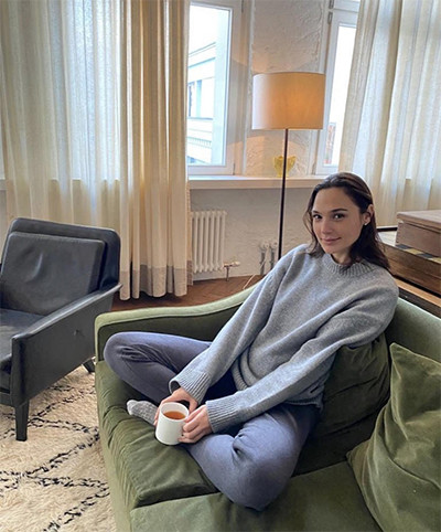 Potret Penampilan Gal Gadot yang Tuai Kritik karena Cuitan Konflik Israel-Palestina