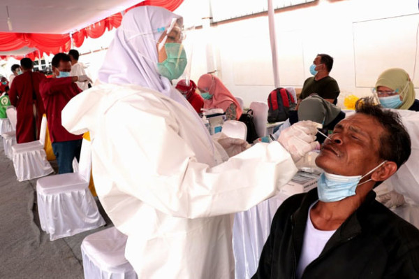 Penyekatan Jalur Bekasi-Karawang, 7 Pemudik Positif COVID-19