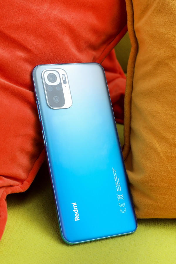 Xiaomi Rilis Jawara Baru Redmi Note 10S dengan Layar Super AMOLED dan Kamera 64MP
