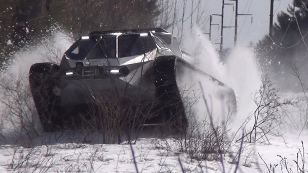 Ripsaw EV2 Tank Tempur Keren yang Bisa Dimiliki Semua Orang