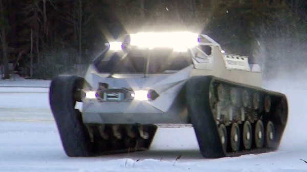 Ripsaw EV2 Tank Tempur Keren yang Bisa Dimiliki Semua Orang