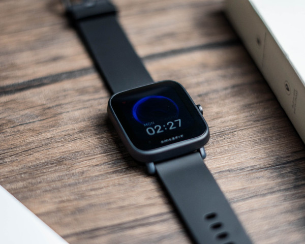 Amazfit Bip U Pro, Cuma Rp800 Ribuan, Fitur Nggak Kalah dengan Apple Watch