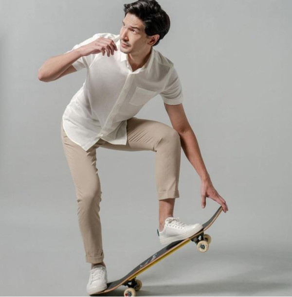 6 OOTD Dimas Beck dari Brand Fashion Ternama, Stylish Banget