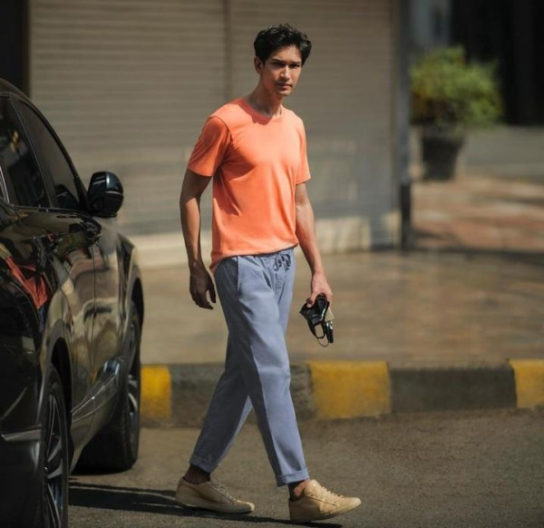 6 OOTD Dimas Beck dari Brand Fashion Ternama, Stylish Banget
