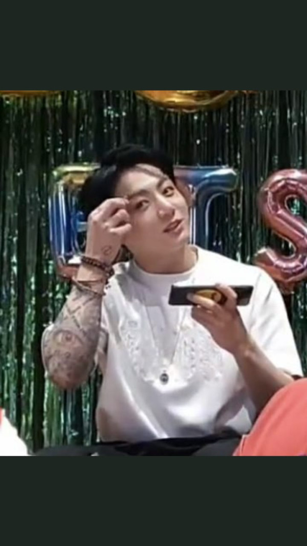 Arti Deretan Nomor dalam Video BTS 'Butter' dan Rahasia Tindik Alis Jungkook