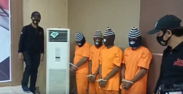 Bongkar Sindikat Upal, 4 Orang Diamankan bersama Uang Rp11 Miliar
