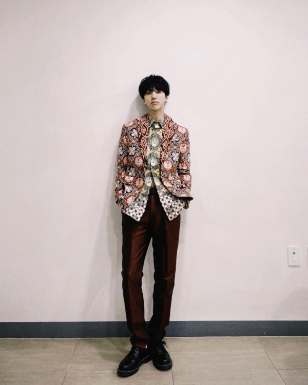 Pakai Batik Rancangan Ridwan Kamil, Leeteuk dan Yesung Super Junior Siap Kondangan
