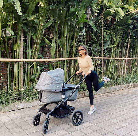 Body Goals! 4 Tampilan Seksi Jennifer Bachdim saat Momong Anak