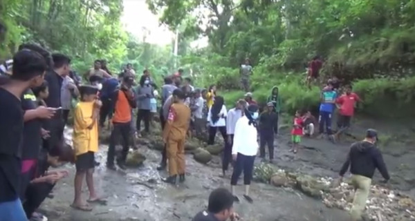 Bone Geger, Mayat Bayi Ditemukan Membusuk di Pinggir Sungai