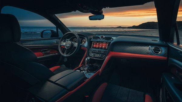 Bentley Bentayga S Diluncurkan, Bidik Konsumen yang Suka Suara Berisik