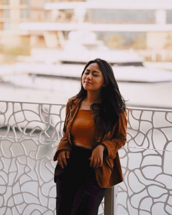 Dicibir Warganet Tinggalkan Anak, Ini Gaya Rachel Vennya Liburan di Dubai