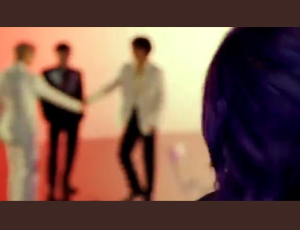 16 Adegan Kocak di Latar Video Musik BTS 'Butter' Hotter Remix