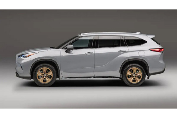 Diluncurkan 2022, Ini Bocoran Toyota Highlander Hybrid Bronze Edition