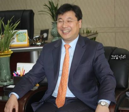 Lee Seung Gi Didesak Penggemar Putuskan Lee Da In, Keluarga Punya Sejarah Kriminal