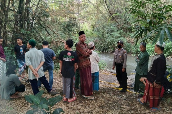 Mengapung di Sungai, Mayat Bayi Perempuan di Mojokerto Diduga Hasil Hubungan Gelap