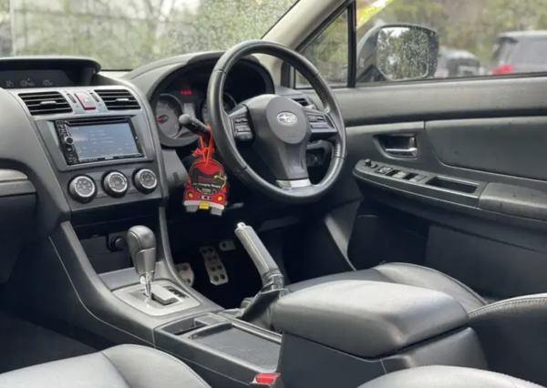 Subaru XV 2.0i 2013, SUV AWD Mewah dan Ganteng, Harga Anjlok