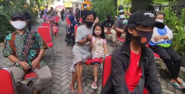 50 Orang Terpapar COVID-19, Pemkot Surabaya Wajibkan Penghuni Rusun Vaksinasi