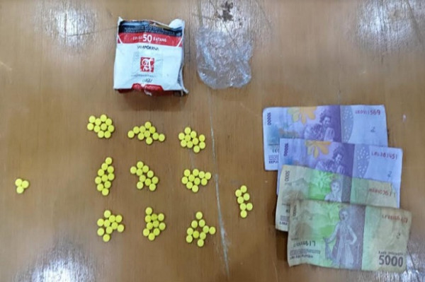 Jualan Obat Terlarang Trihexipenidyl, Sopir Angkot Dibekuk di Manado