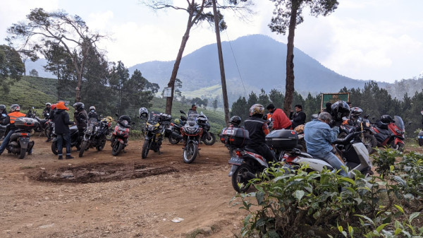 Dimanjakan Keindahan Tanah Sunda, Barko Motor Jelajah Pangalengan